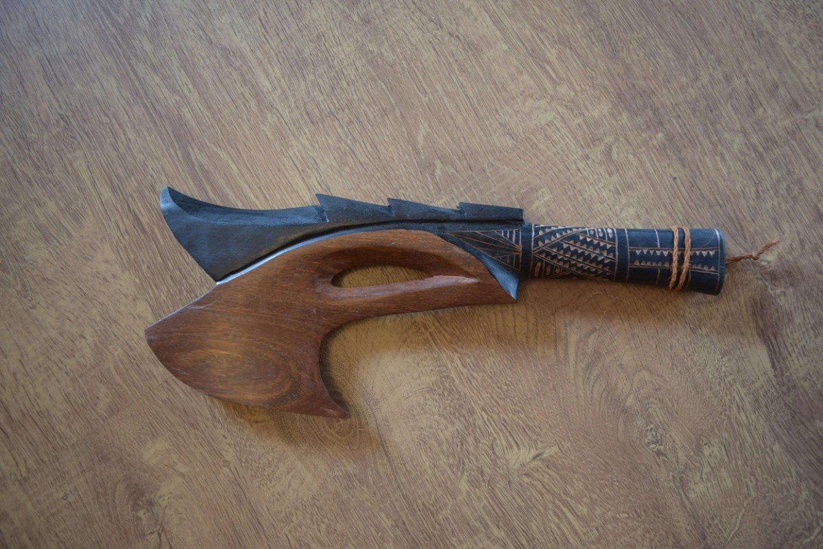 Neck-Breaker War Club (Totokia)