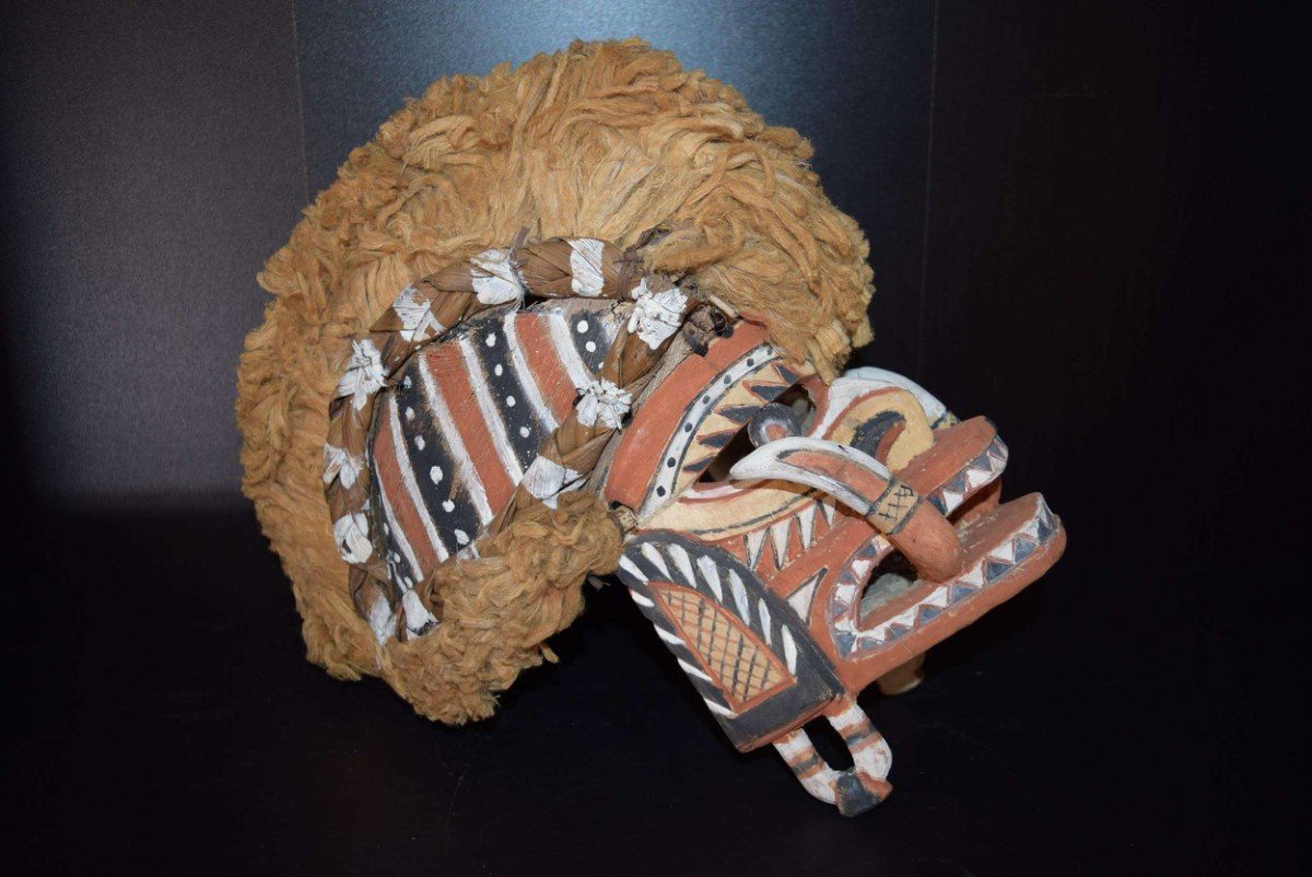 Tatanua Malangan Funerary Mask