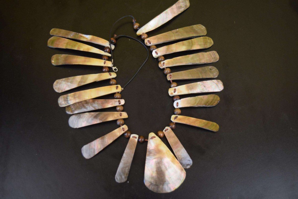 Big Chief Shell Necklace